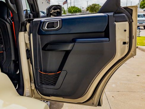 Used 2025 Ford Bronco Raptor image 39