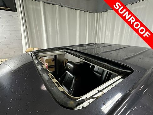 Used 2010 Chevrolet Silverado 1500 LTZ image 21