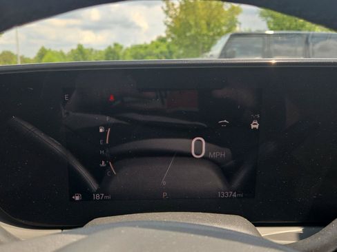 Used 2025 Buick Envista Avenir FWD image 18
