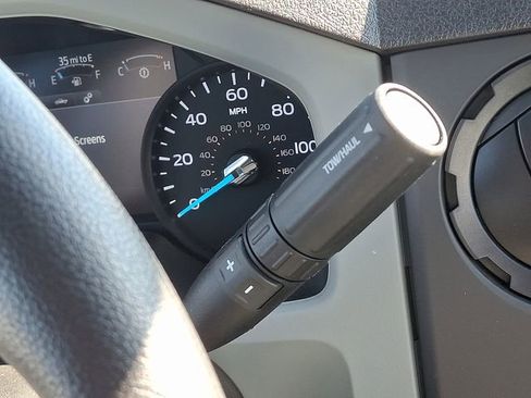 Used 2023 Ford F650 2WD Regular Cab Super Duty image 13