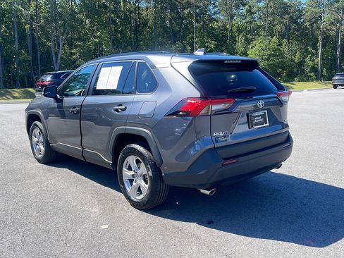Used 2025 Toyota RAV4 XLE FWD image 5