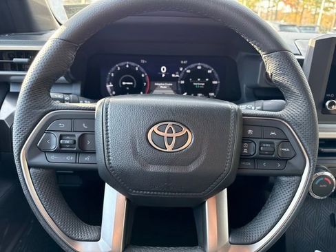 New 2025 Toyota Tacoma TRD Off-Road image 15