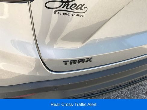 Used 2024 Chevrolet Trax RS w/ Driver Confidence Package FWD image 6