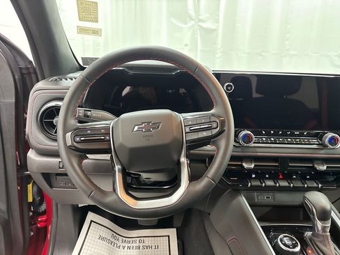 Certified 2024 Chevrolet Colorado Z71 w/ Z71 Convenience Package 2 image 13