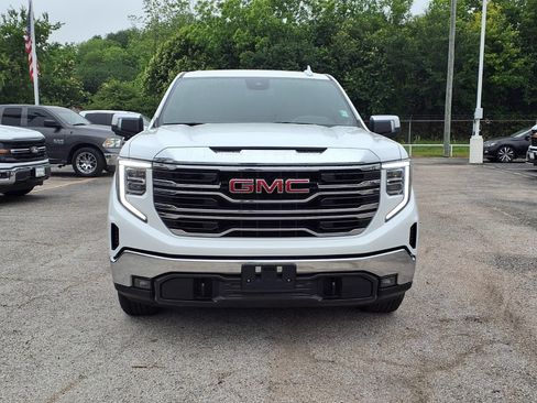 Used 2025 GMC Sierra 1500 SLT AWD/4WD image 19