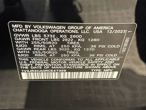 Certified 2024 Volkswagen Atlas SE FWD image 31