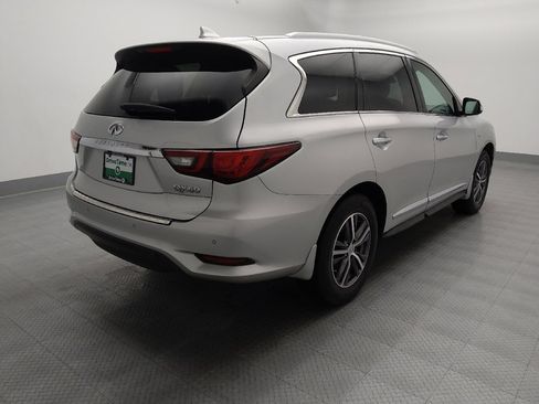 Used 2019 INFINITI QX60 Luxe w/ Essential Package FWD image 9