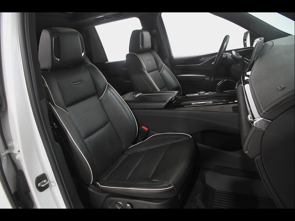 Certified 2021 Cadillac Escalade Sport w/ Driver Assist Tech Package AWD/4WD image 20