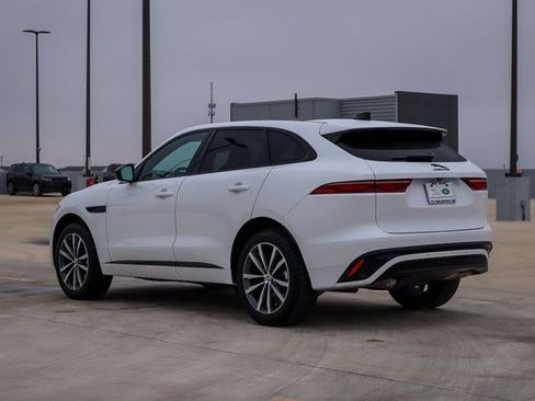 Used 2025 Jaguar F-PACE R-Dynamic S image 7