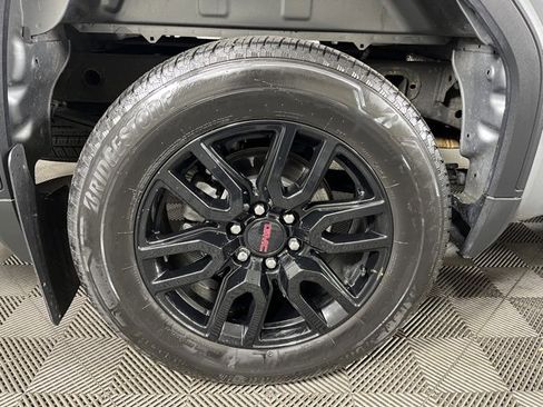 Used 2024 GMC Sierra 1500 Elevation w/ LPO, Elevation Black Package image 12