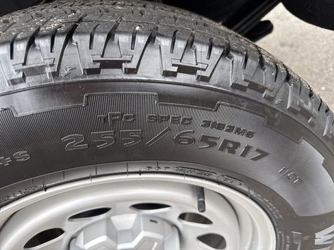 Used 2023 Chevrolet Colorado W/T image 28