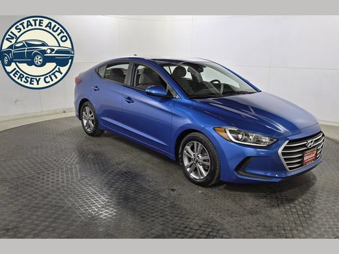 Used 2018 Hyundai Elantra SEL FWD image 1