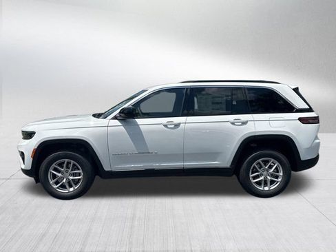 New 2026 Jeep Grand Cherokee Laredo X RWD image 8