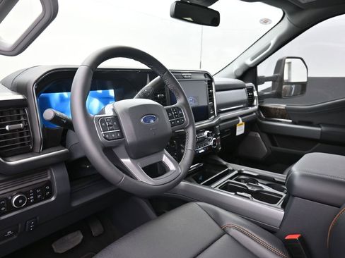 New 2026 Ford F250 Lariat w/ Black Appearance Package AWD/4WD image 18