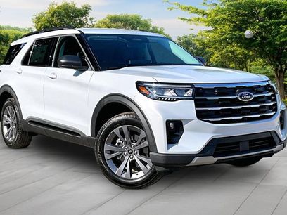 New 2026 Ford Explorer Active w/ Active Comfort Package