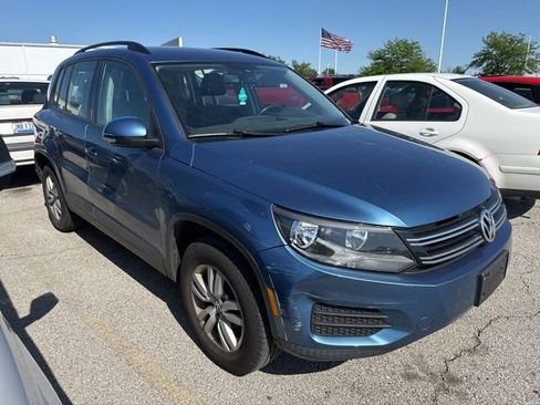 Used 2017 Volkswagen Tiguan S FWD image 7