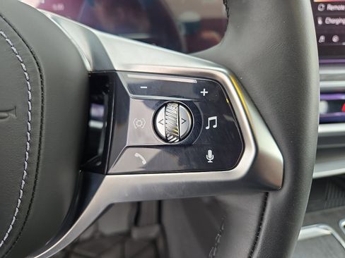 Used 2024 BMW i7 eDrive50 RWD image 23