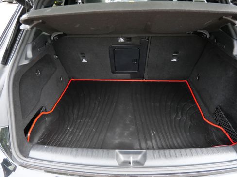 Used 2017 Mercedes-Benz GLA 250 4MATIC image 18