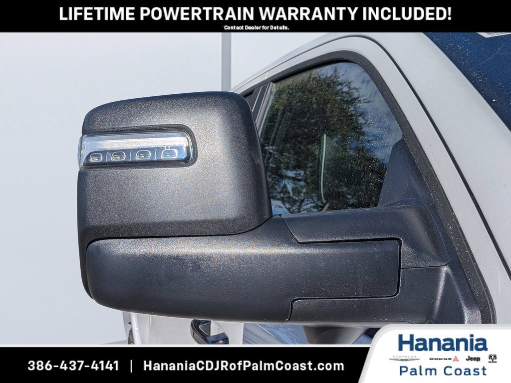 New 2026 RAM 1500 Laramie AWD/4WD image 11