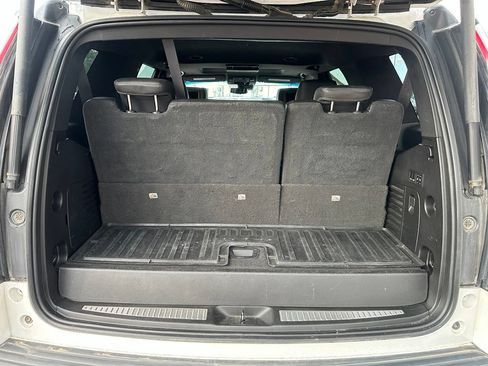 Used 2019 Cadillac Escalade Platinum AWD/4WD image 27