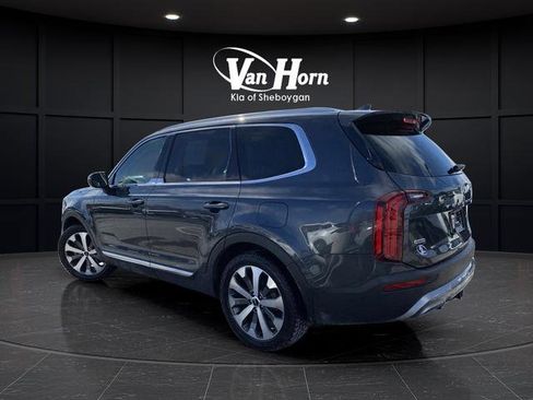 Used 2022 Kia Telluride EX w/ EX Premium Package image 3