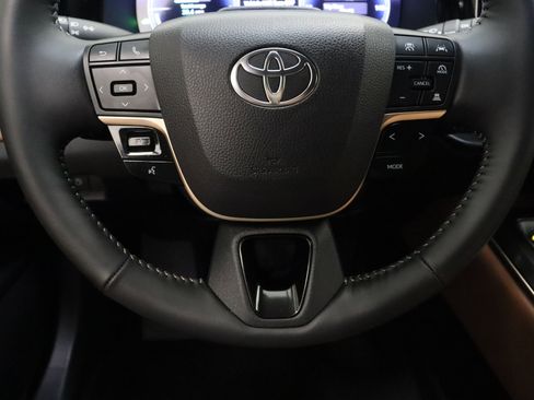Certified 2026 Toyota Crown Signia w/ Advanced Technology Package AWD/4WD image 26