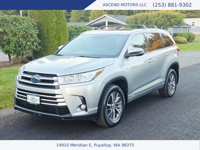 Used 2017 Toyota Highlander XLE
