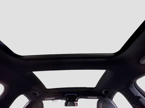 Used 2024 Mercedes-Benz C 43 AMG 4MATIC Sedan image 21