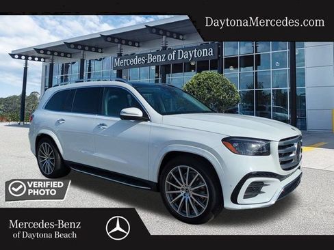 New 2026 Mercedes-Benz GLS 580 4MATIC image 1