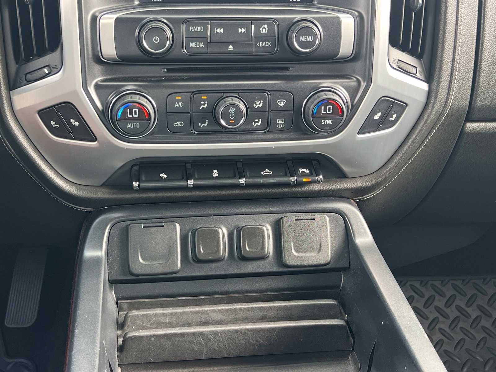 Used 2015 GMC Sierra 1500 SLE w/ Texas SLE Value Package RWD image 30