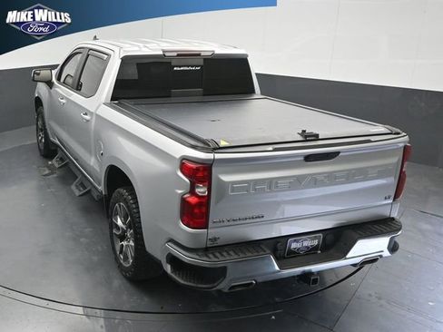 Used 2020 Chevrolet Silverado 1500 LT w/ Texas Edition AWD/4WD image 13
