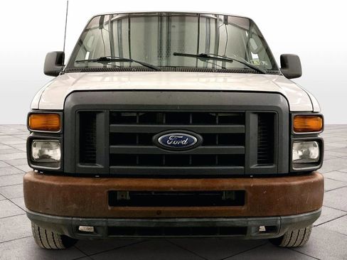 Used 2014 Ford E-250 and Econoline 250 w/ Power Group image 4