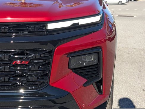 New 2026 Chevrolet Traverse RS w/ LPO, Floor Liner Package image 9