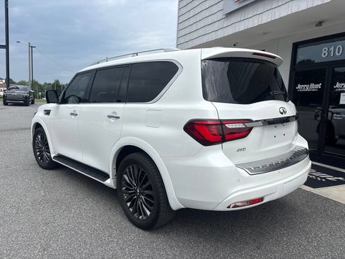 Used 2024 INFINITI QX80 Sensory AWD/4WD image 7