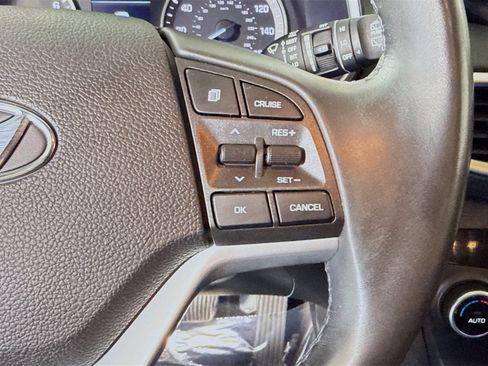Used 2021 Hyundai Tucson Limited FWD image 15