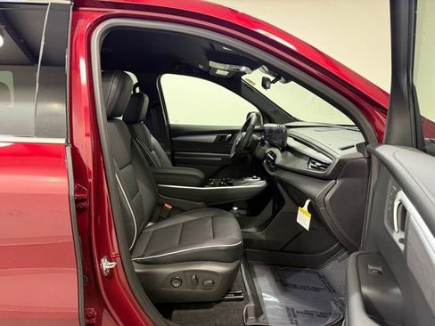 New 2026 Buick Enclave Preferred image 30