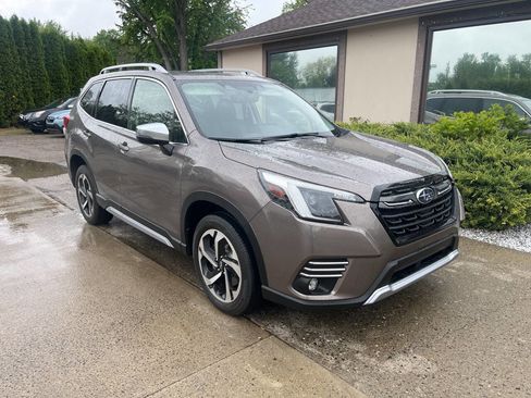 Used 2023 Subaru Forester Touring w/ Popular Package #3 AWD/4WD image 1