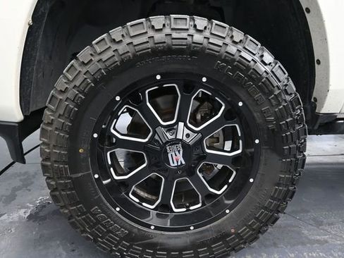 Used 2019 RAM 2500 Limited AWD/4WD image 25