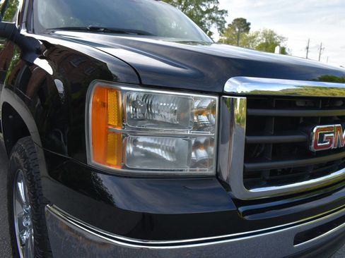 Used 2009 GMC Sierra 1500 SLT w/ Suspension Package, Off-Road image 41