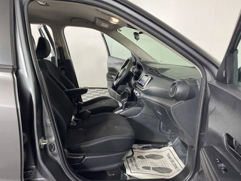 Used 2021 Nissan Kicks S FWD image 37