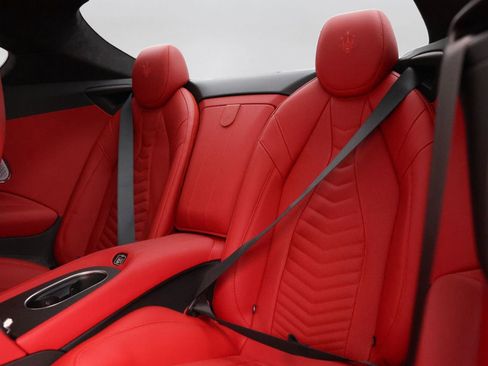 Used 2024 Maserati GranTurismo Trofeo AWD/4WD image 32