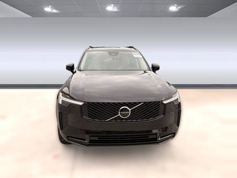 New 2026 Volvo XC90 B6 Ultra w/ Protection Package AWD/4WD image 6