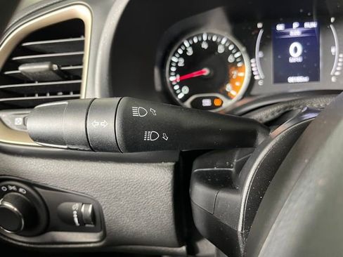 Used 2016 Jeep Renegade Sport w/ Power & Air Group AWD/4WD image 22
