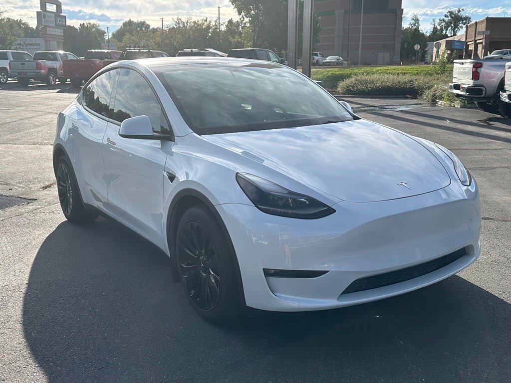Used 2023 Tesla Model Y Long Range AWD/4WD image 3