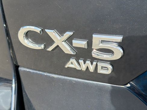 Used 2020 MAZDA CX-5 Touring image 11