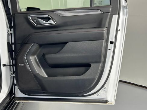 Used 2024 Chevrolet Suburban RST w/ Luxury Package AWD/4WD image 12