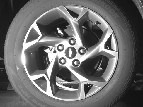 Used 2025 Chevrolet Trax LT FWD image 15