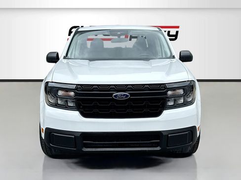 Used 2024 Ford Maverick XLT FWD image 2