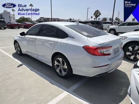 Used 2018 Honda Accord EX image 18
