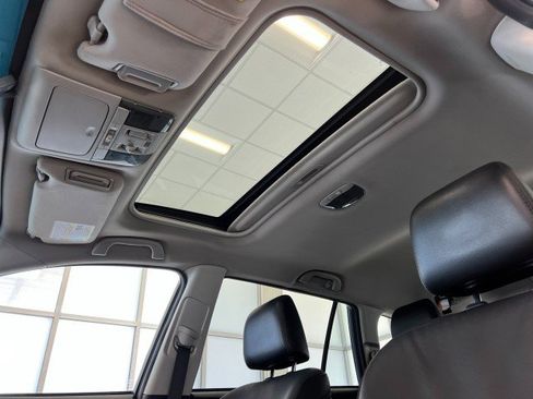 Used 2012 Subaru Outback 2.5i Limited w/ Moonroof Pkg image 30